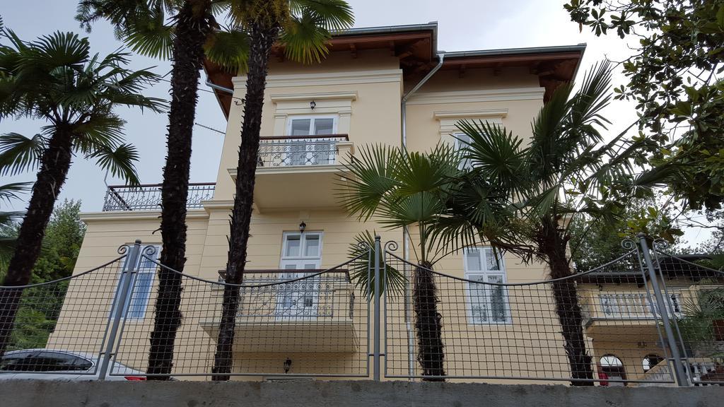 Apartments Villa Atta Opatija Eksteriør bilde