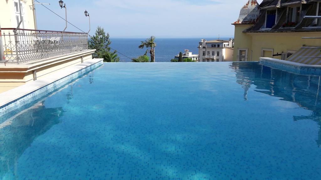 Apartments Villa Atta Opatija Eksteriør bilde