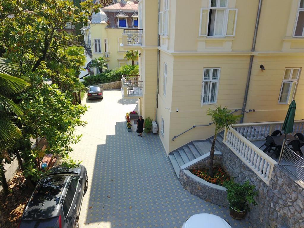 Apartments Villa Atta Opatija Eksteriør bilde