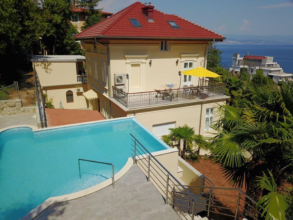 Apartments Villa Atta Opatija Eksteriør bilde